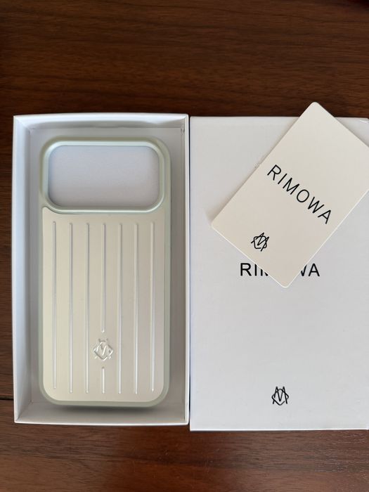 Husa Rimowa iphone 17 pro max