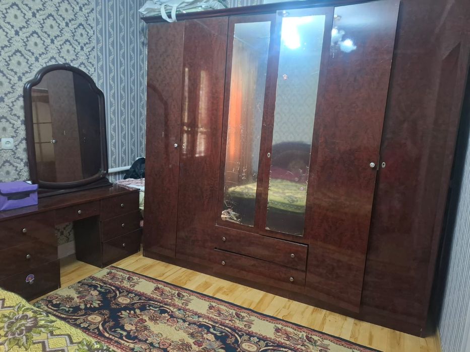 Продам мебель срочно.