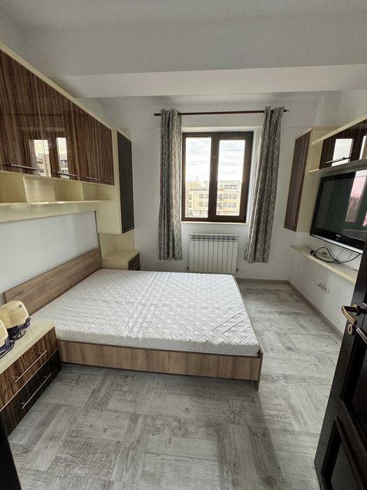 Inchiriez apartament decomandat 3 cam. Moara de Vant