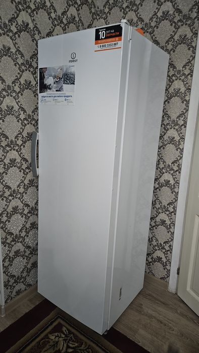 Продам морозилку в отличном состоянии