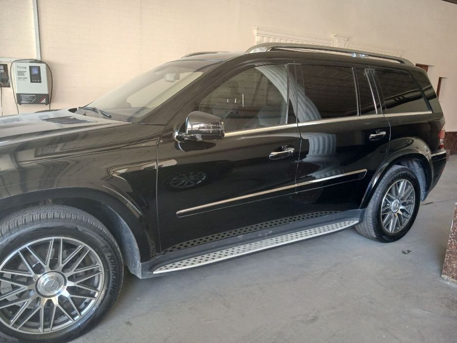 Mercedes benz  gl 550