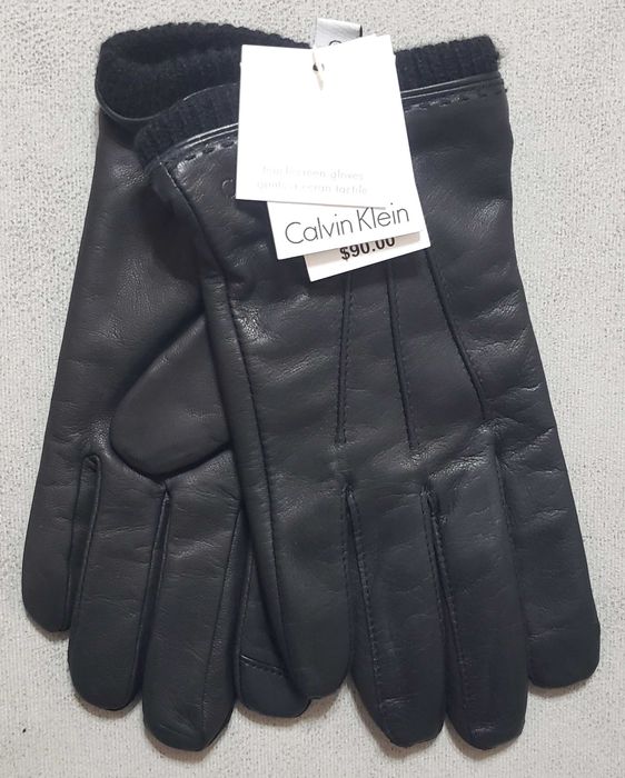 Нови кожени ръкавици  Calvin Klein