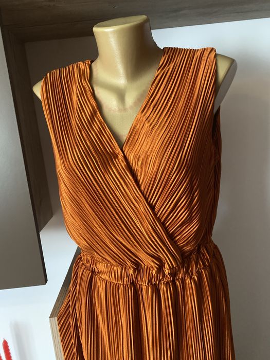 Rochie de ocazie Noua!