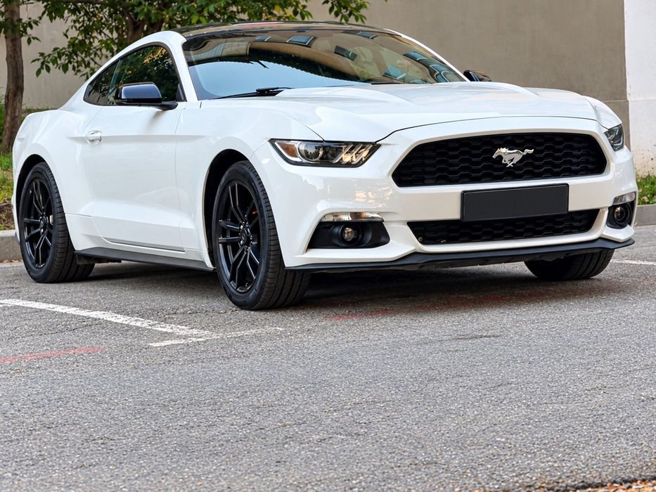 Ford Mustang Vand/Schimb Ford Mustang Premium