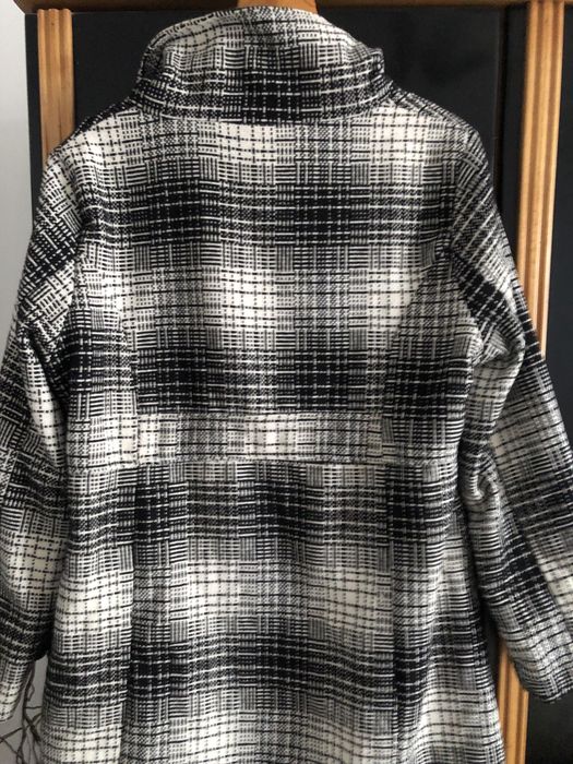 Palton femei culoare alb-negru