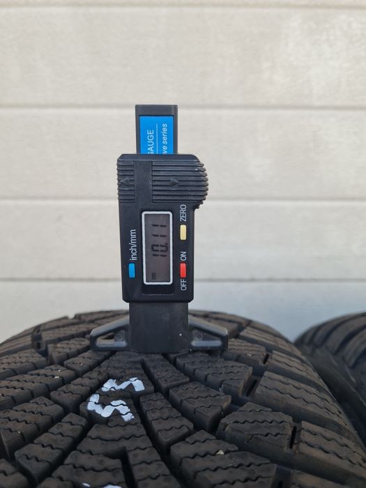 Зимни гуми 4 броя GOODYEAR UltraGrip9+ 205 55 R16 дот 3022