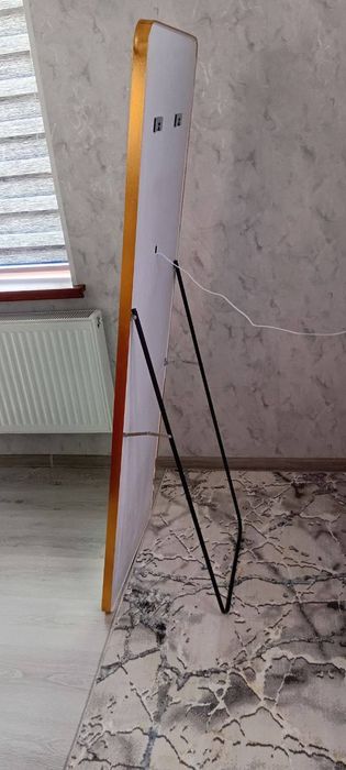 Зеркало с LED-подсветкой,