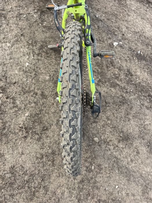 De vânzare o bicicletă