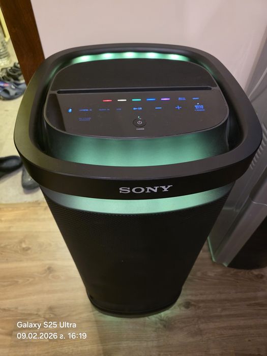 Блутут колона sony xv 900