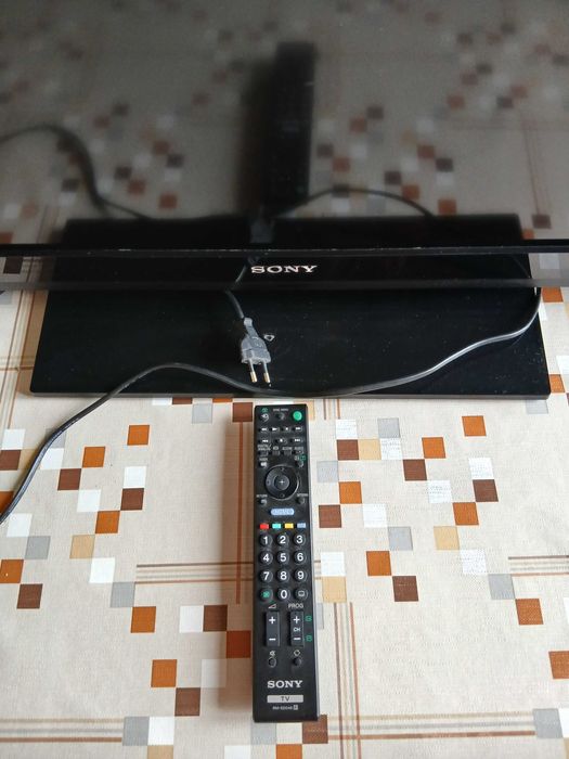 Телевизор Sony Bravia 37 инча