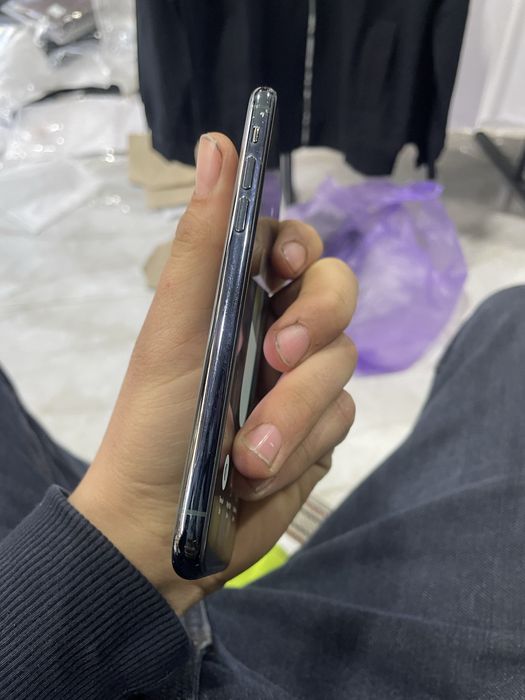 Iphone 11 pro ideal sotiladi srochni pul zaril yomkost 74% fice id