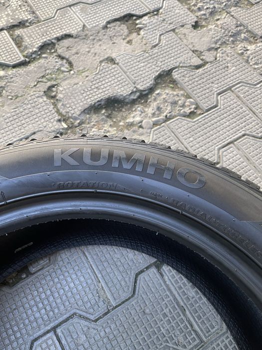 Kumho 235/50R18