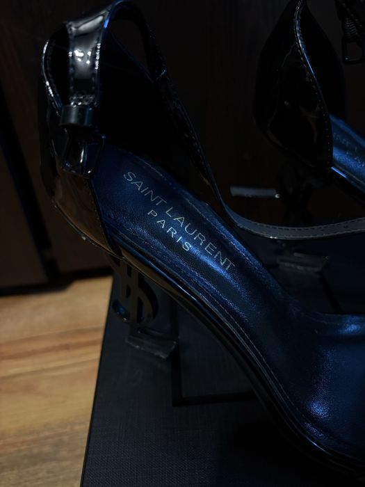 Дамски токчета.