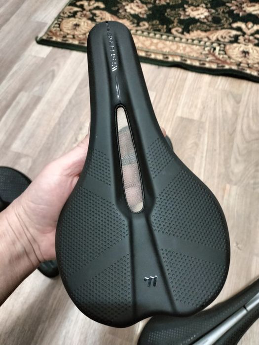 Сидушки новые мягкие