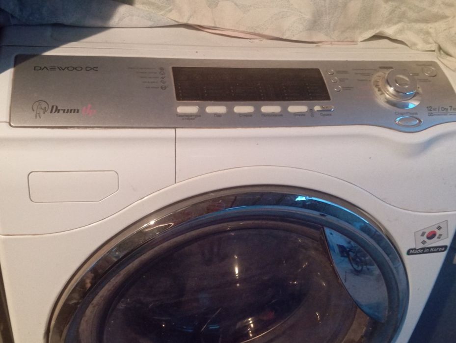 Продам стиральную машину