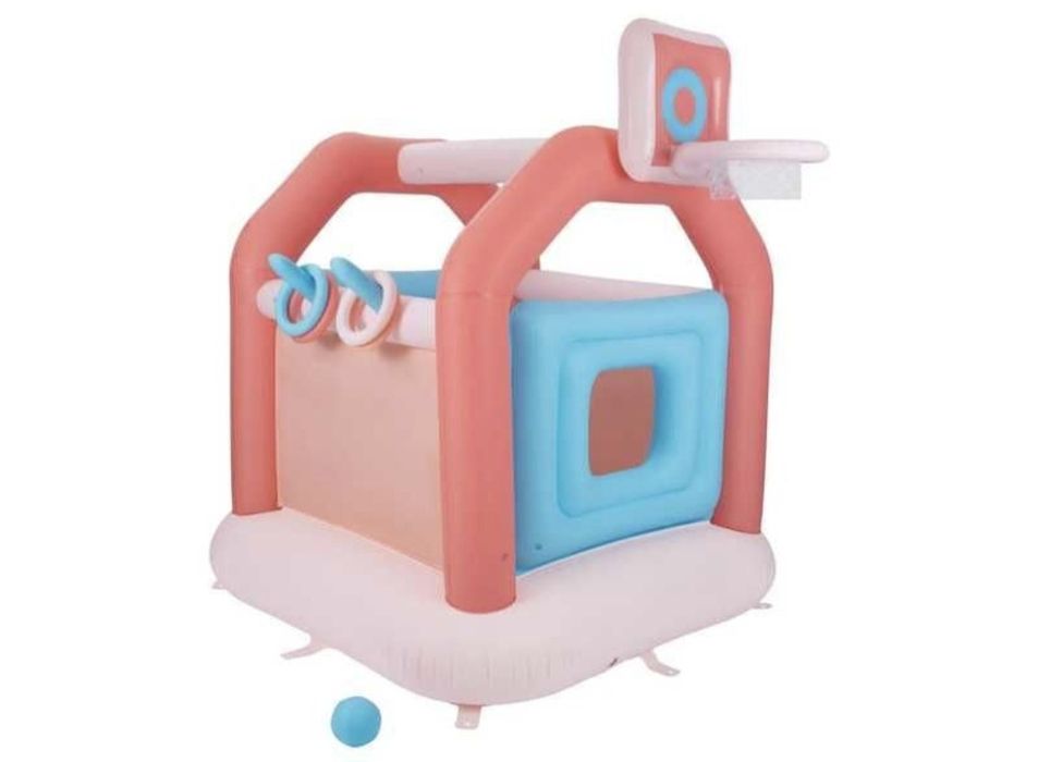 Надуваем батут за игра