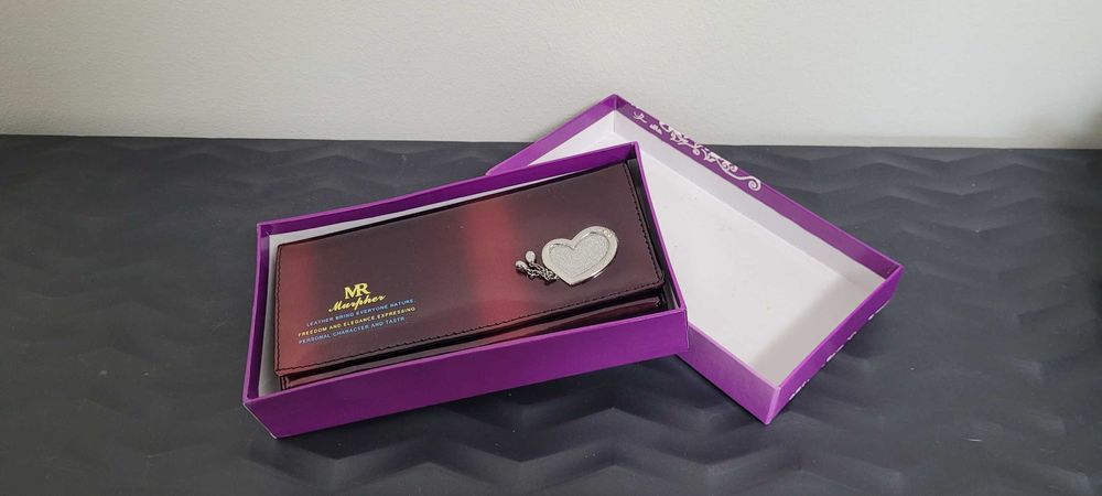 Portofel dama  negru cu rosu nou