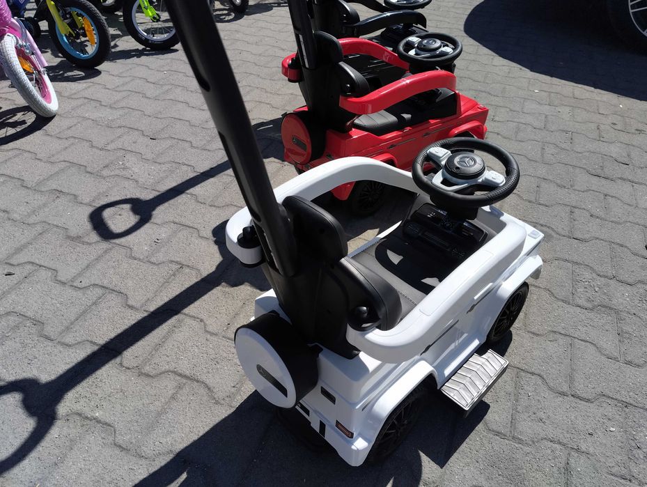 MERCEDES Кола за яздене с дръжка Mercedes-benz G350d