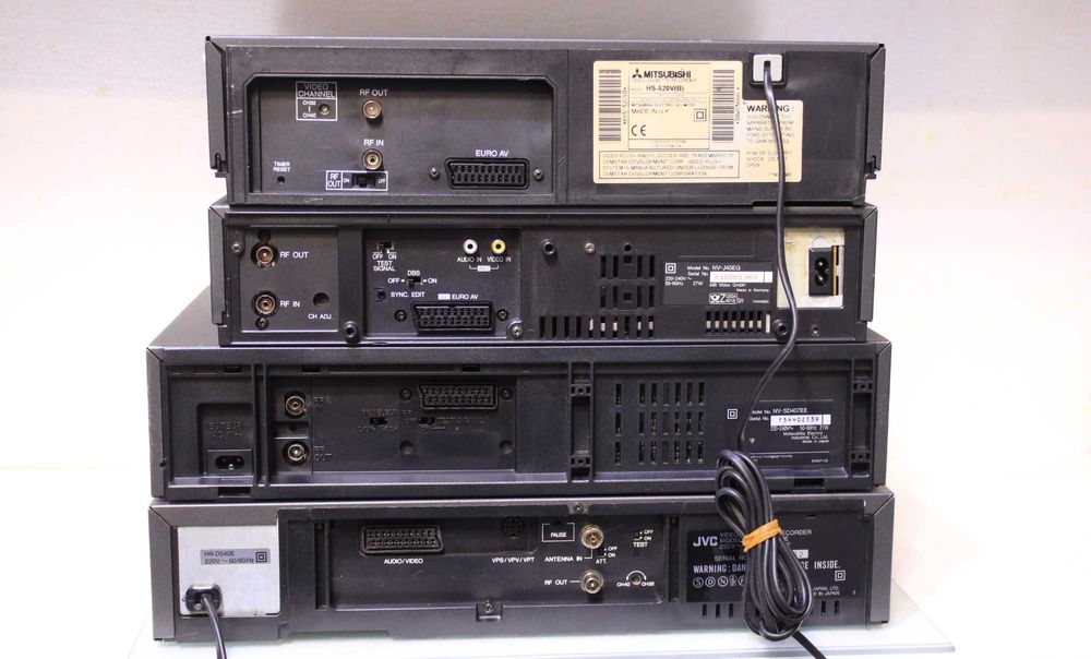 Defect ! Video(VHS) Panasonic,Mitsubishi,JVC(4 buc).