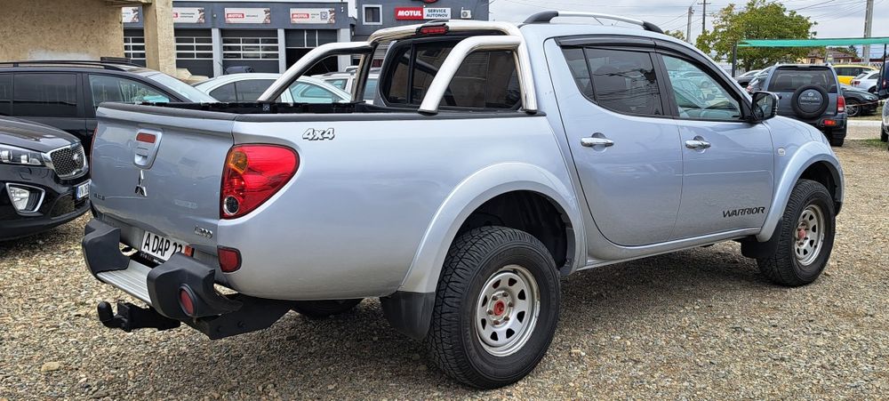 Mitsubishi L200 2.5 TDI 178 cp EURO 5 Cutie automată REDUCTOR LA MANETA mic/MARE an 11.2012 RAR EFECTUAT