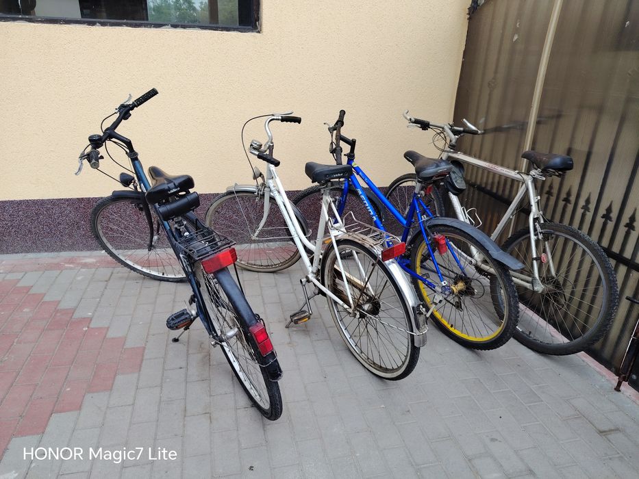 Vand biciclete la pachet