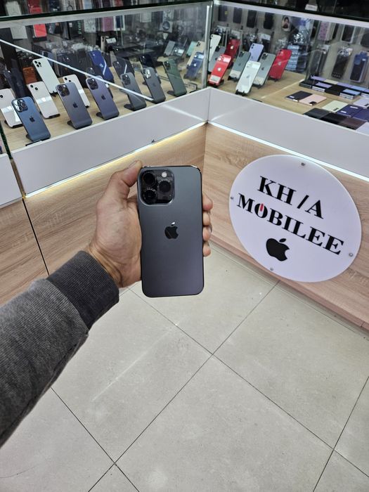 Iphone 13 pro.     .