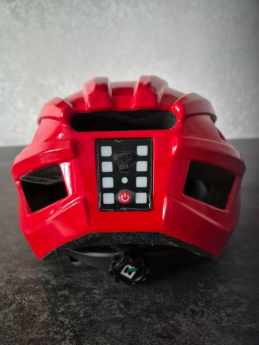 Каска велосипедная