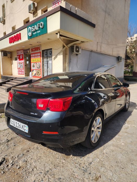 Malibu 2012 yil 3 poz