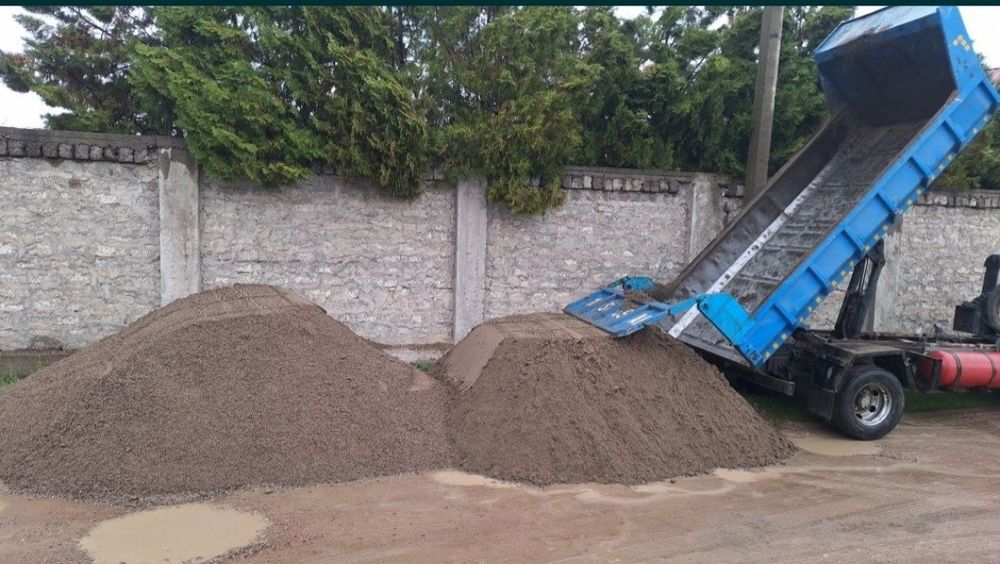 Вывоз мусора исузу самосвал