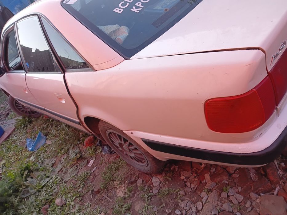 Продам Ауди 100 с4