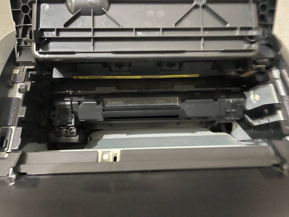 Продам принтер Canon LBp6020b