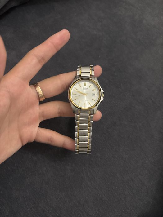 Продам часы Casio