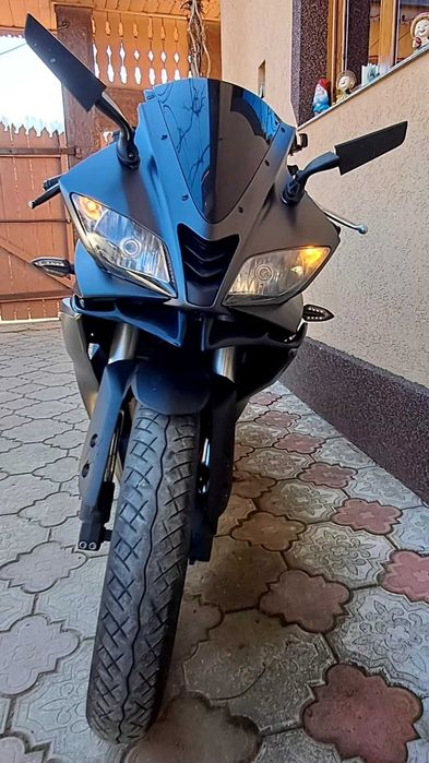 Yamha yzf  r 125