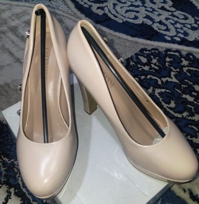 Женские туфли 38