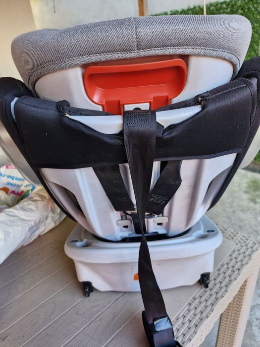 Vand scaun auto 360 cu isofix