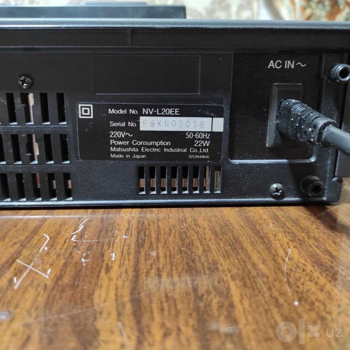Видеомагнитофон Panasonic NV-L20EE