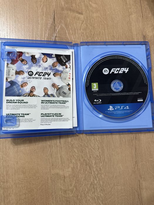 Продам FIFA 24 в отличном состоянии