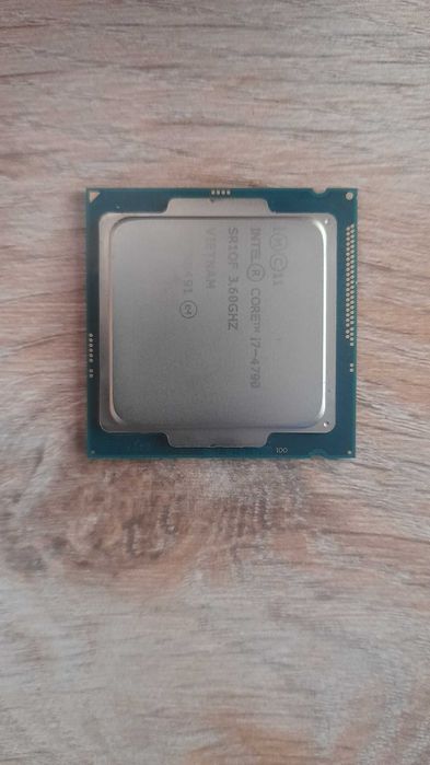 Процессор Intel Core i7-4790
