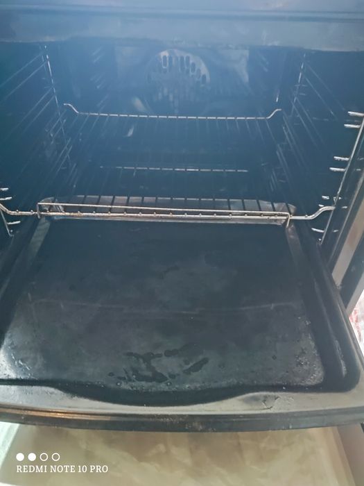 Электроплита и духовой шкаф