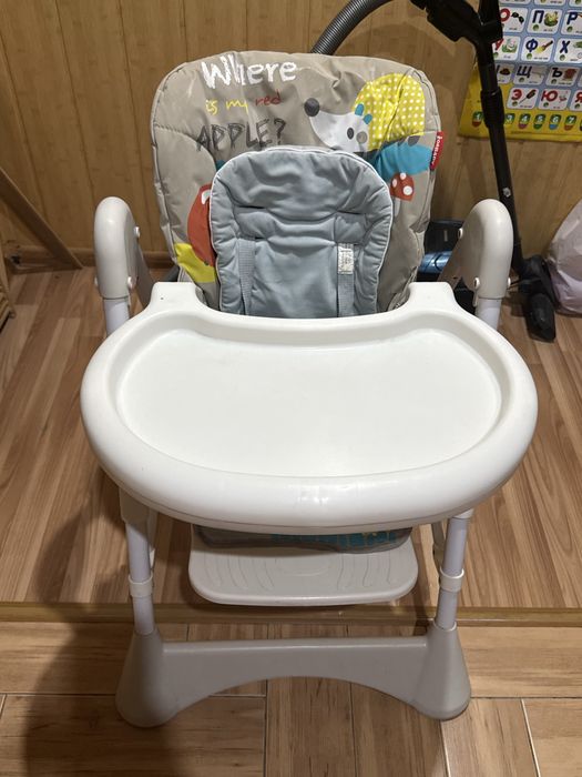 Детский стульчик для кормления