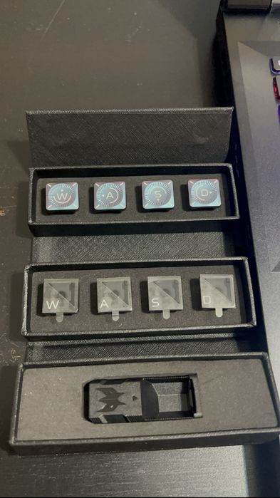 Ma vinde: Laptop Gaming Acer Predator Helios 18