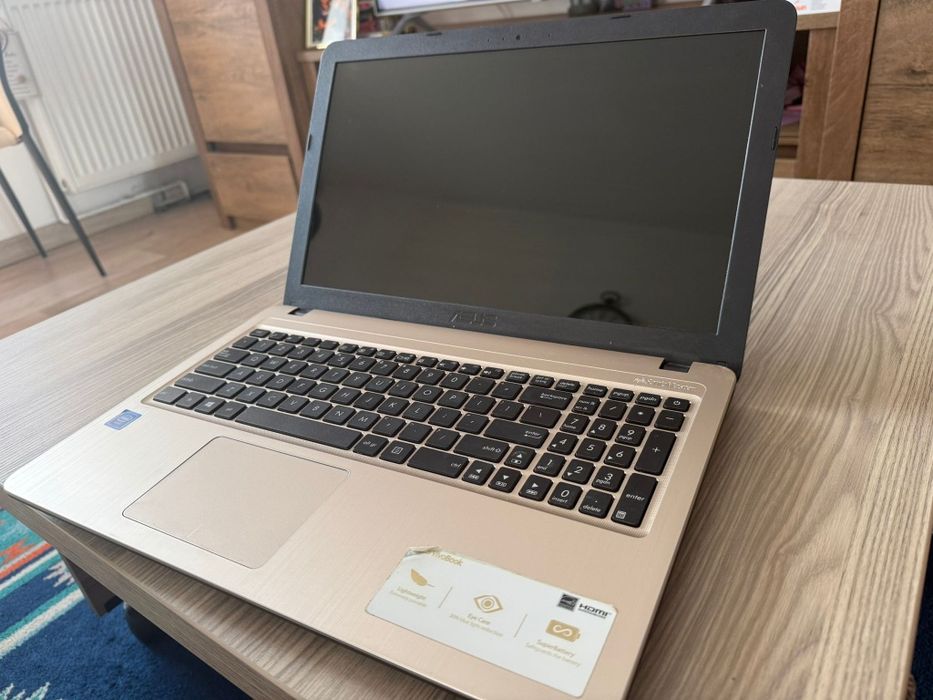 Laptop Asus X540MA