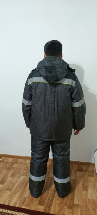 Продам зимнюю спецодежду!!!
