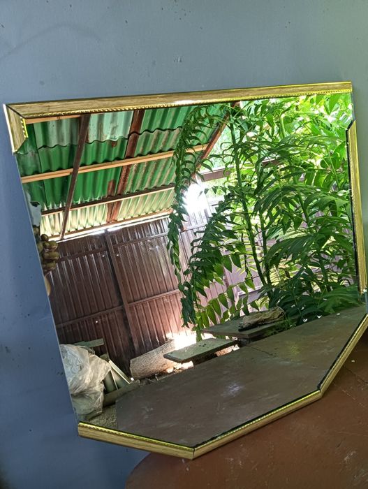 Продаются зеркала бу 2000т