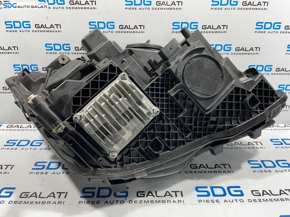 Far Stanga Halogen Mercedes Clasa E Class Coupe Cabrio W207 A207 C207 E180 E200 E220 E250 E300 E320 2013 - 2017 Cod A2078209361KZ [C9275] [Depozit]