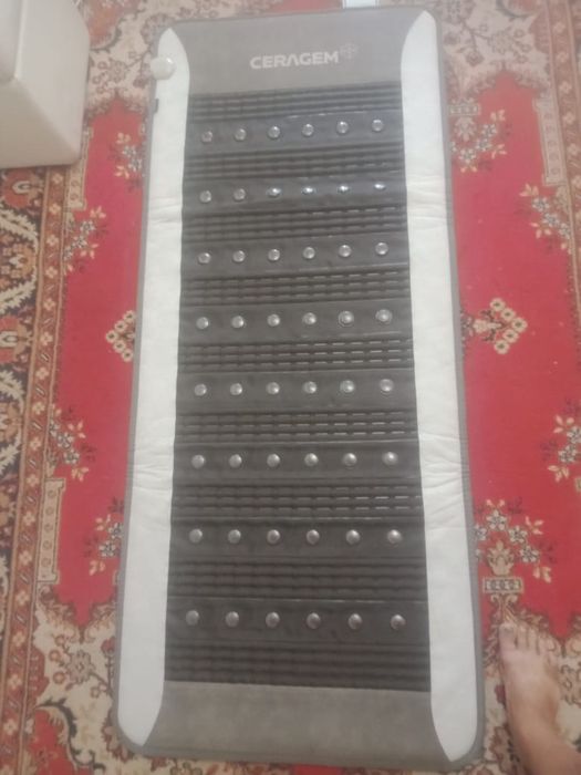 Продам серагем матрас.
