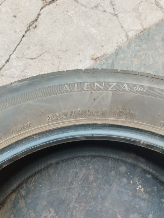 235 *55 r19 Bridgestone ALENZA