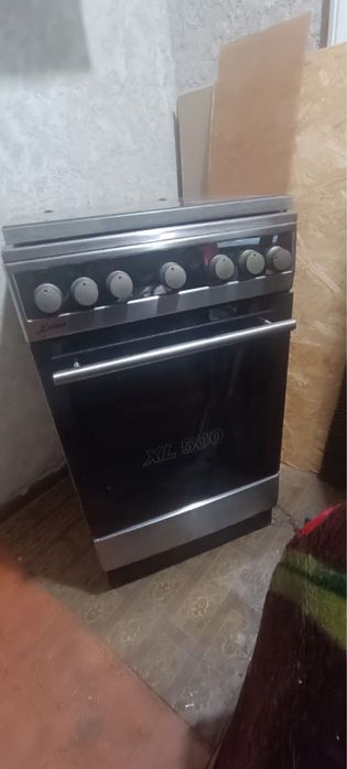 Продам срочно газ плиту