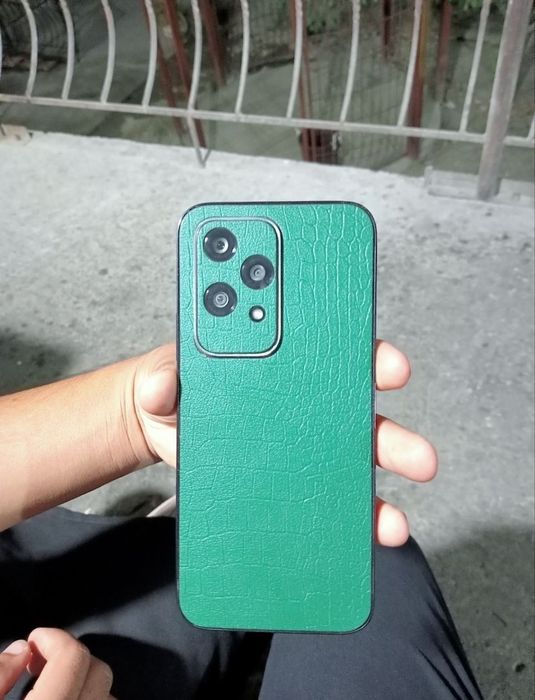 1 oy kafolat abem iphonelarga bor