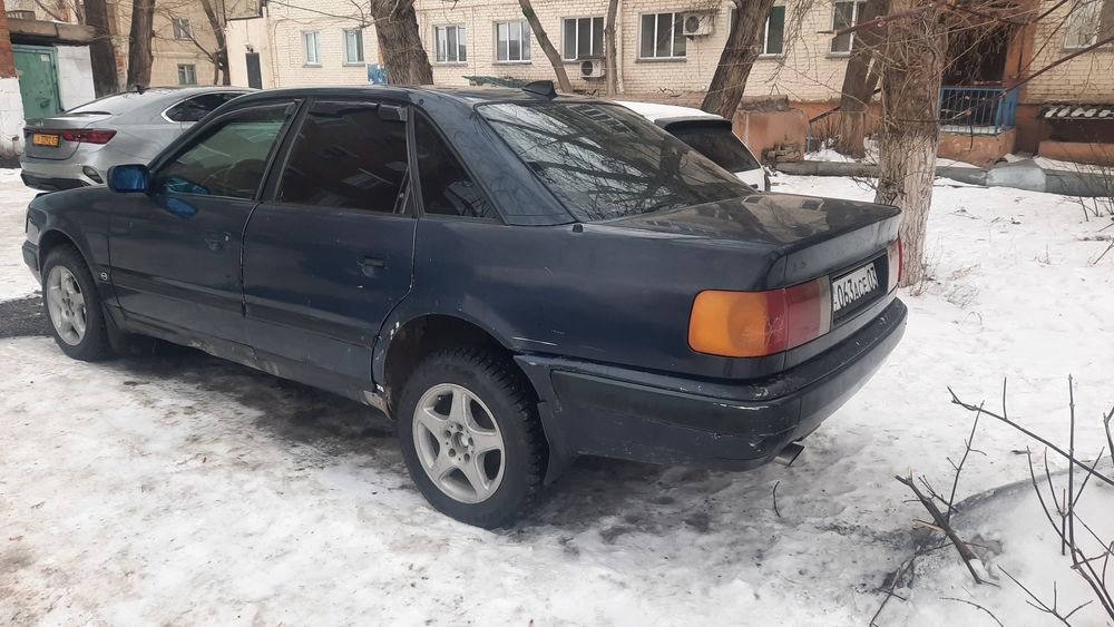 Продам ауди 100 с4